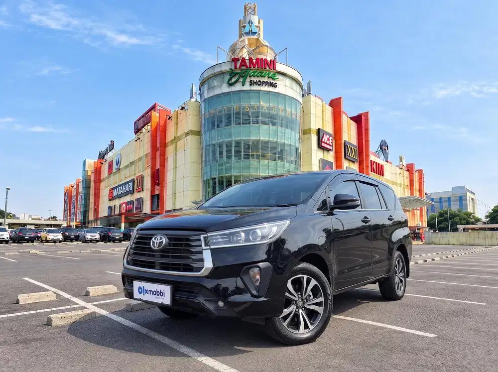 TDP RENDAH - Toyota Kijang Innova 2.4 V Solar-AT 2022 Hitam CWIJB