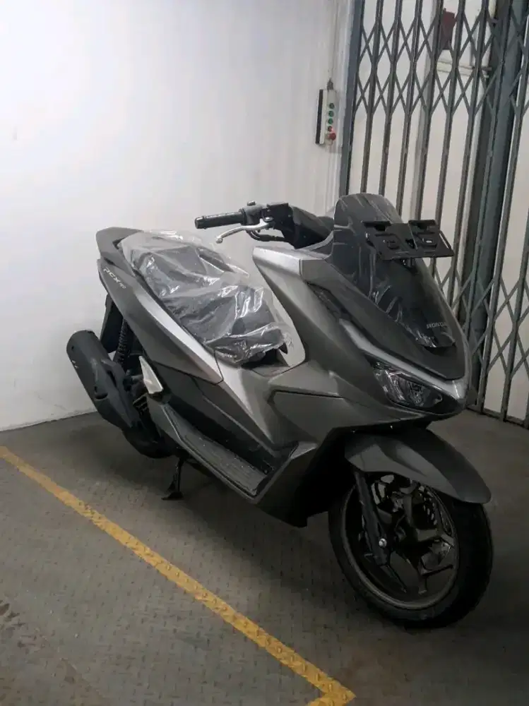 HONDA PCX 160 CBS SILVER