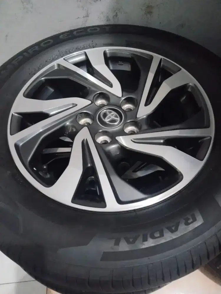 Velg ribon facelite ring16 ban gt 215/65/16