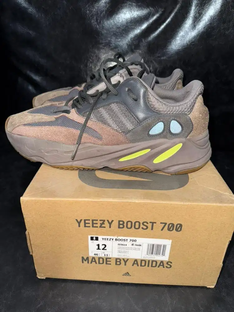 Sneakers Adidas Yeezy Boost 700 Mauve