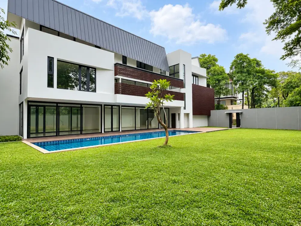 Jual Rumah Baru Mewah di Simprug Golf Jakarta Selatan Dalam Komplek, Private Pool