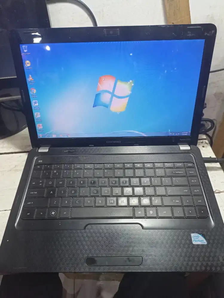 Laptop hp compaq cq42