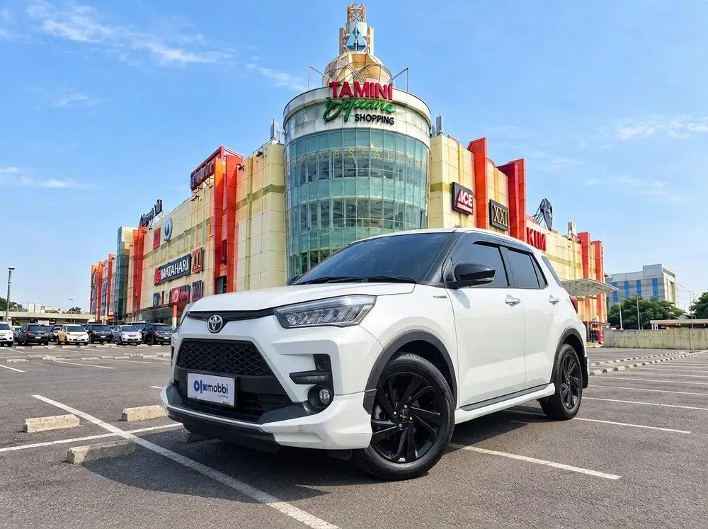 TDP RENDAH - Toyota Raize 1.0 GR Sport TSS Two Tone AT 2022 Silver CEZ