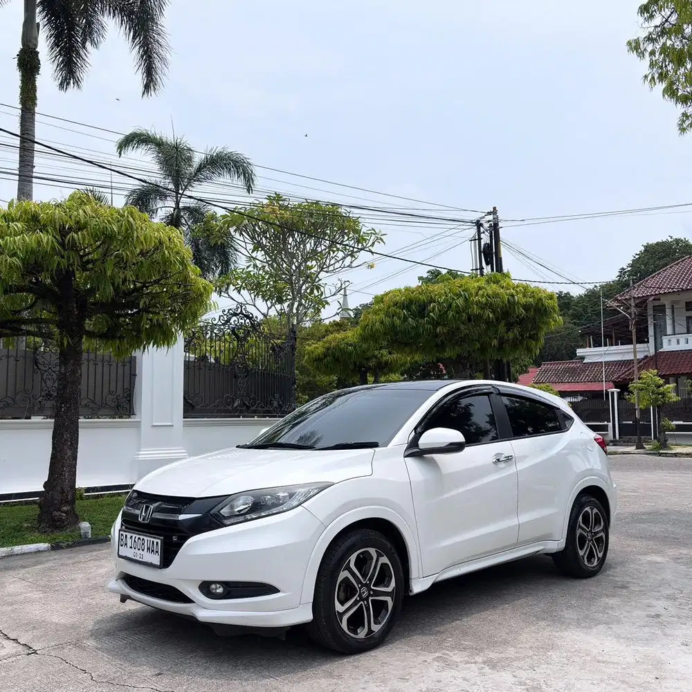Honda hrv prestige 2016 sunroof istimewa