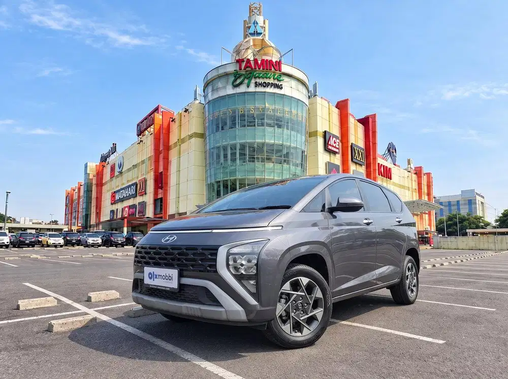 TDP RENDAH - Hyundai Stargazer 1.5 Prime Bensin-AT 2022 Abu CHFXB