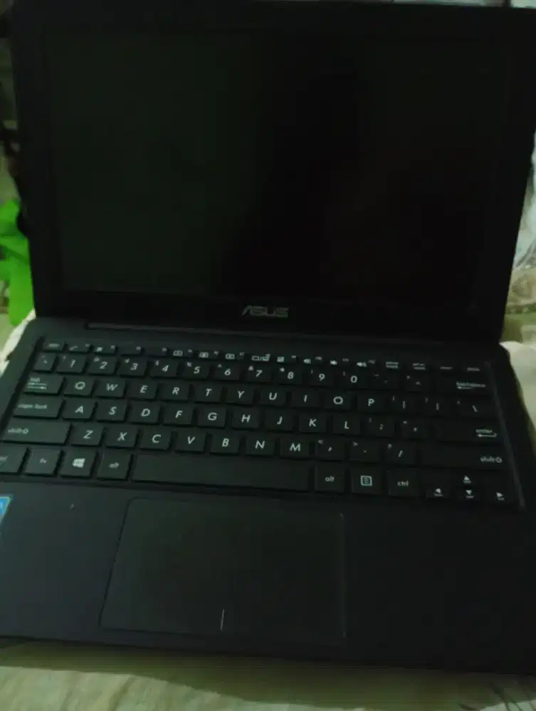 Notebook Asus e202s