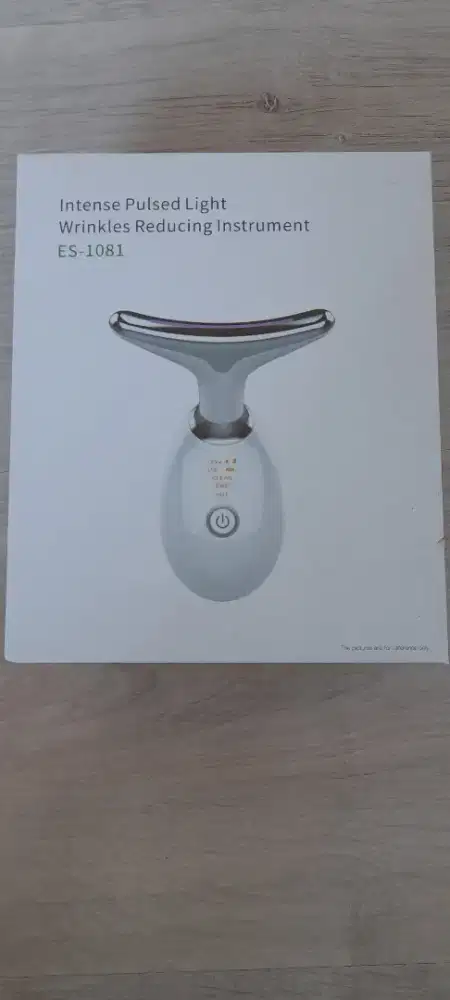 ES-1081 Face & Neck Beauty Device / Wrinkle Massager