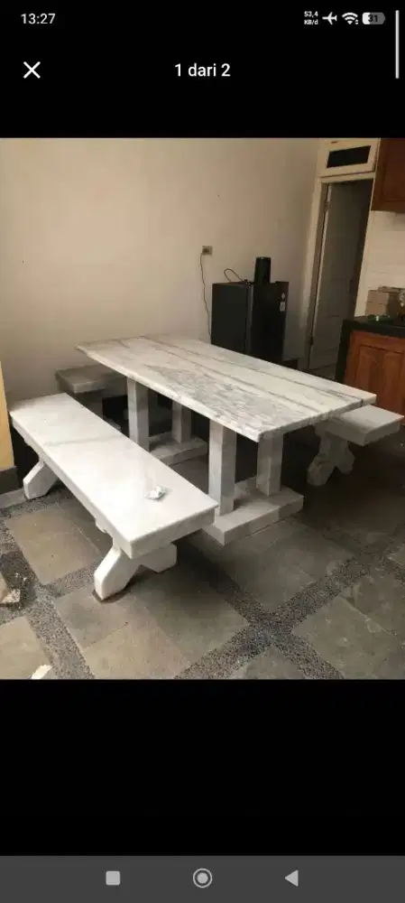 meja marmer besar