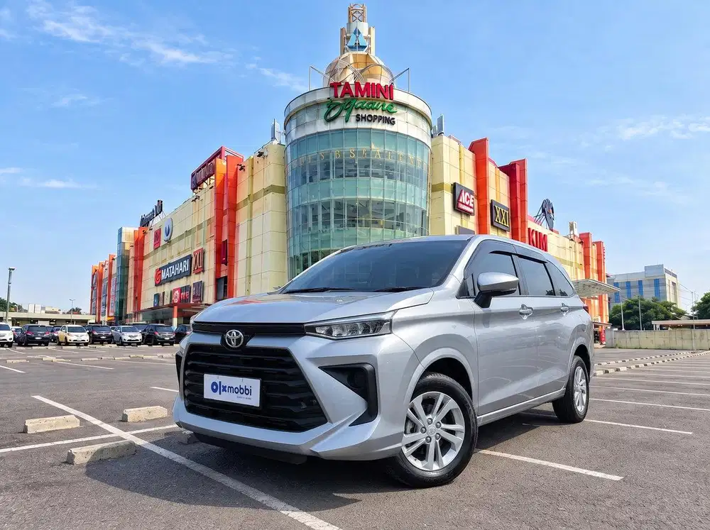 TDP RENDAH - Toyota Avanza 1.3 E Bensin-AT 2022 Silver CDFQB