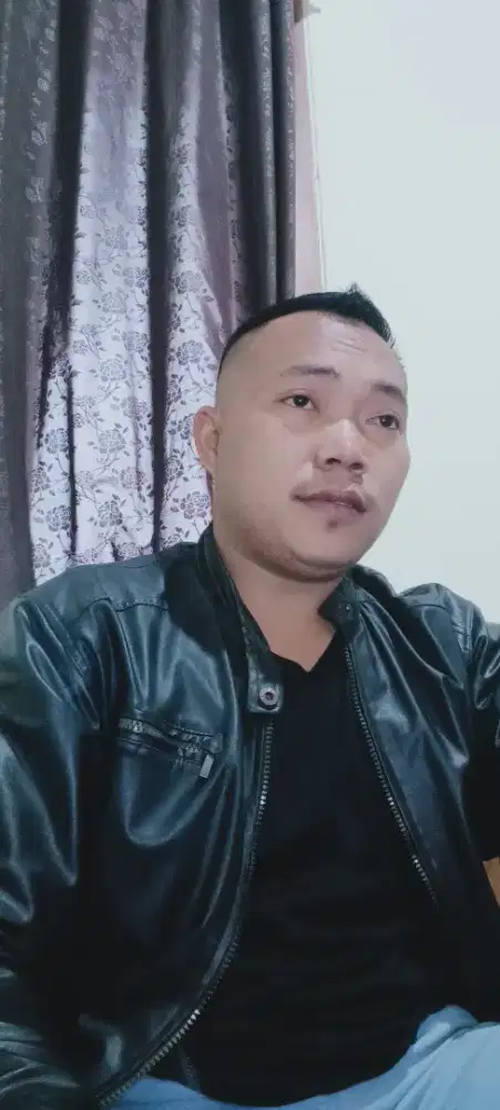 Cari pekerjaan modal KTP aja