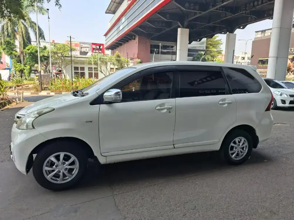 Toyota Avanza G 2012 AT