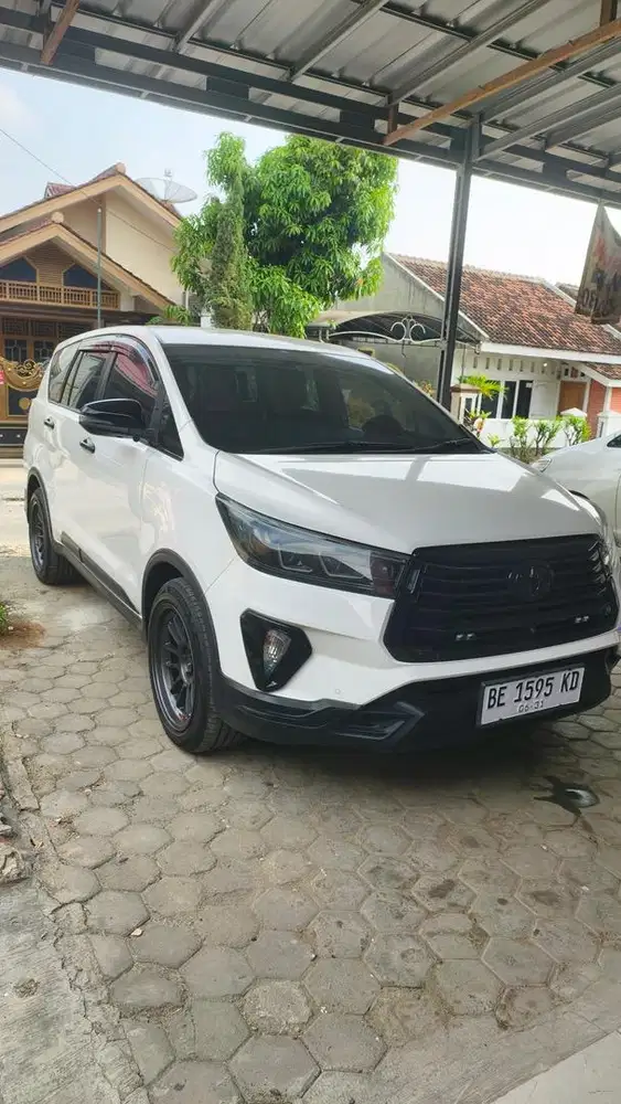 INNOVA VENTURER 2021