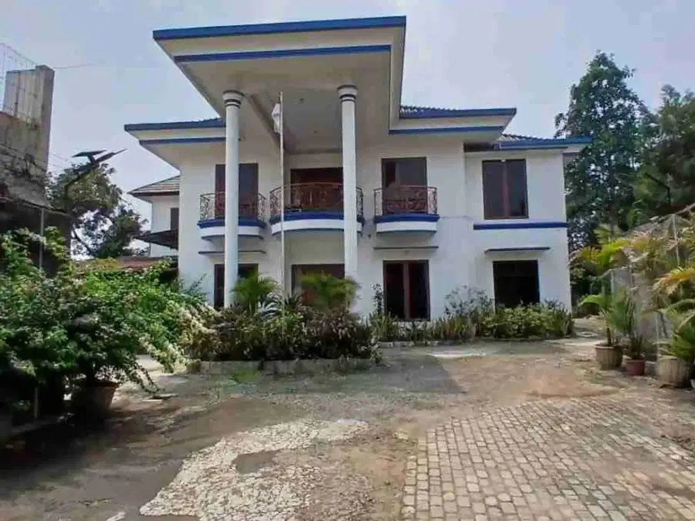 Rumah Luas Pinggir Jalan Lokasi Strategis LT 2068 Di Jatirangga Bekasi