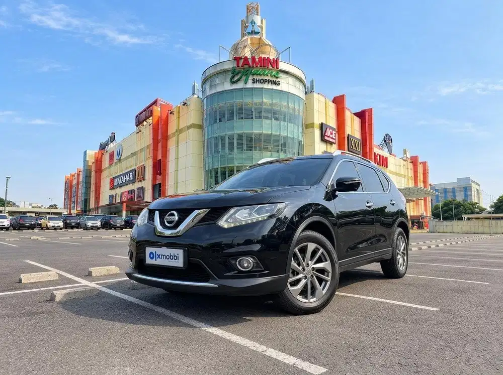 TDP RENDAH - Nissan X-Trail 2.5 Bensin-AT 2015 Hitam CTIVB