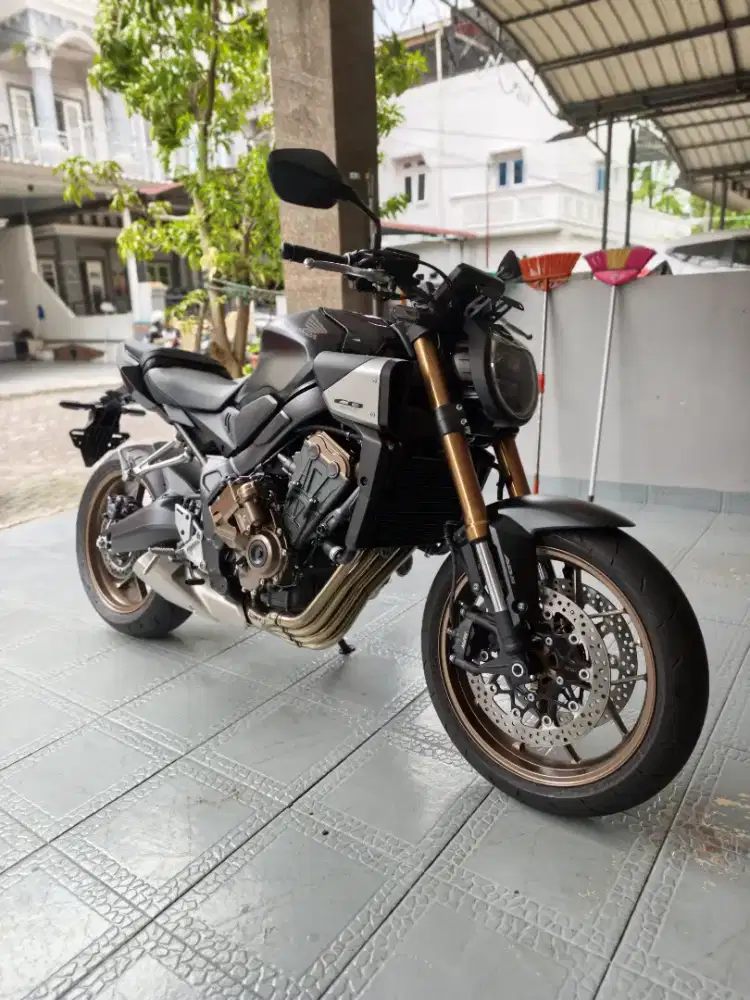 CB Neo 650 R E Clutch