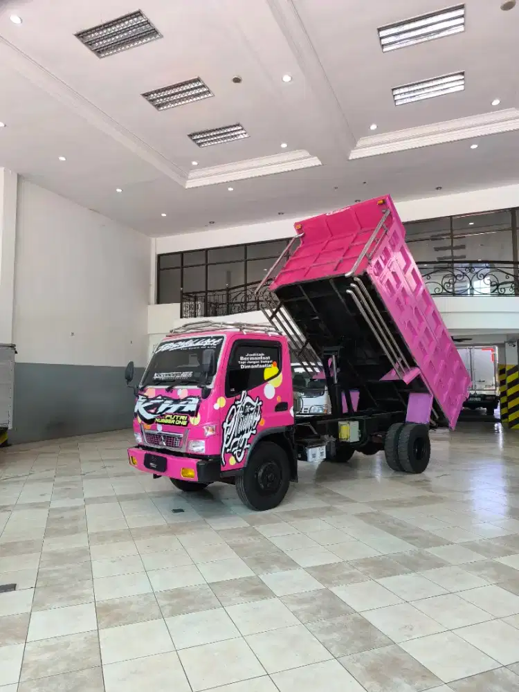 Canter FE75HDX Th2023 Dump Truk Antik