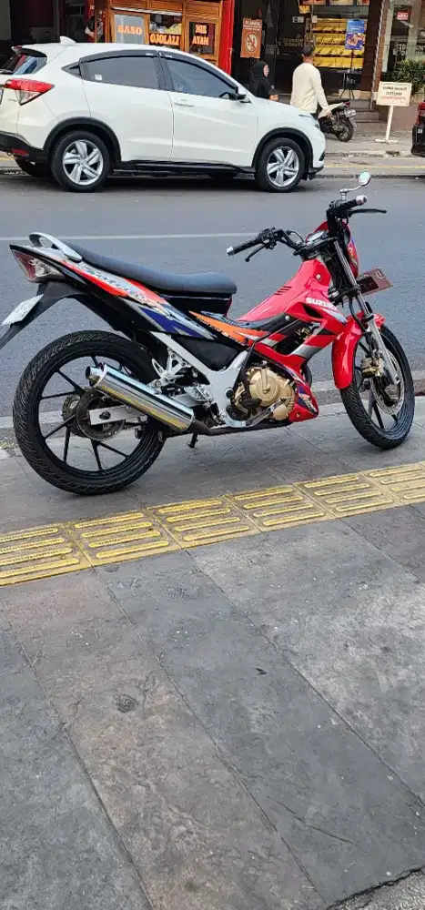 Suzuki satria fu 2004