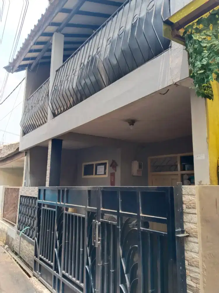 Disewakan Rumah di Maleber