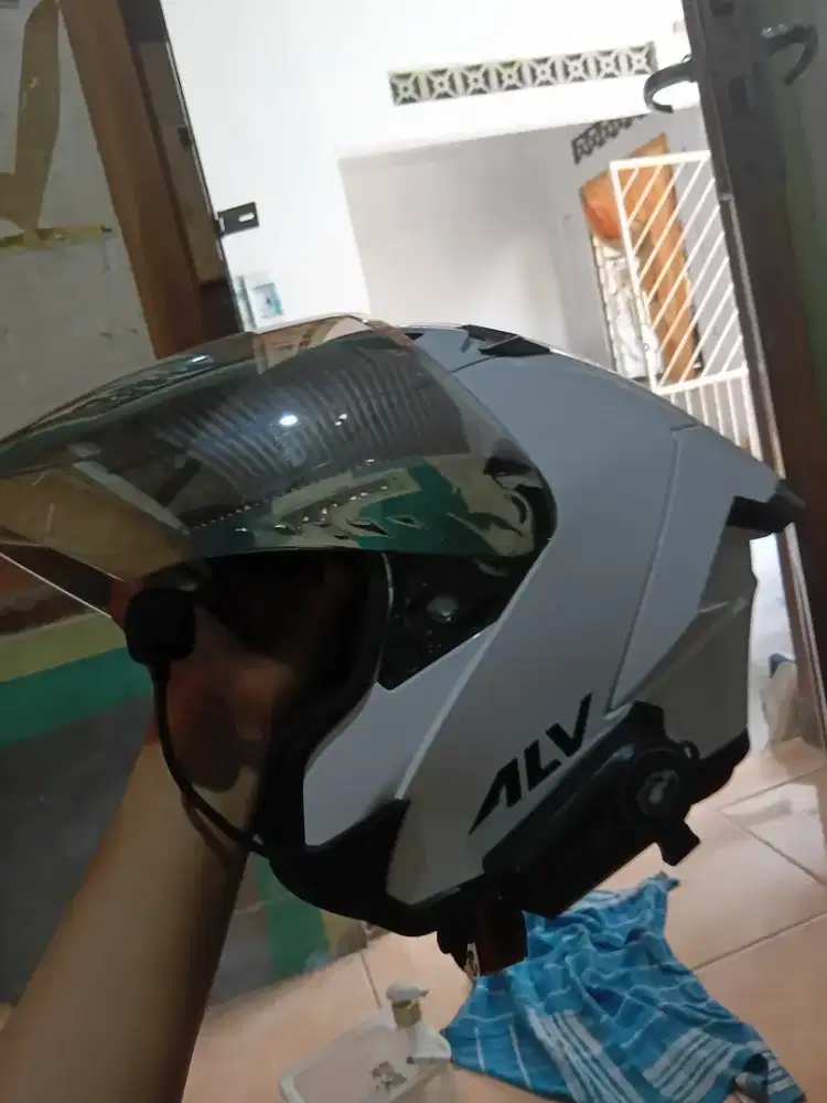 Helm Alv Ultron Pro + Intercom Gearlec C2