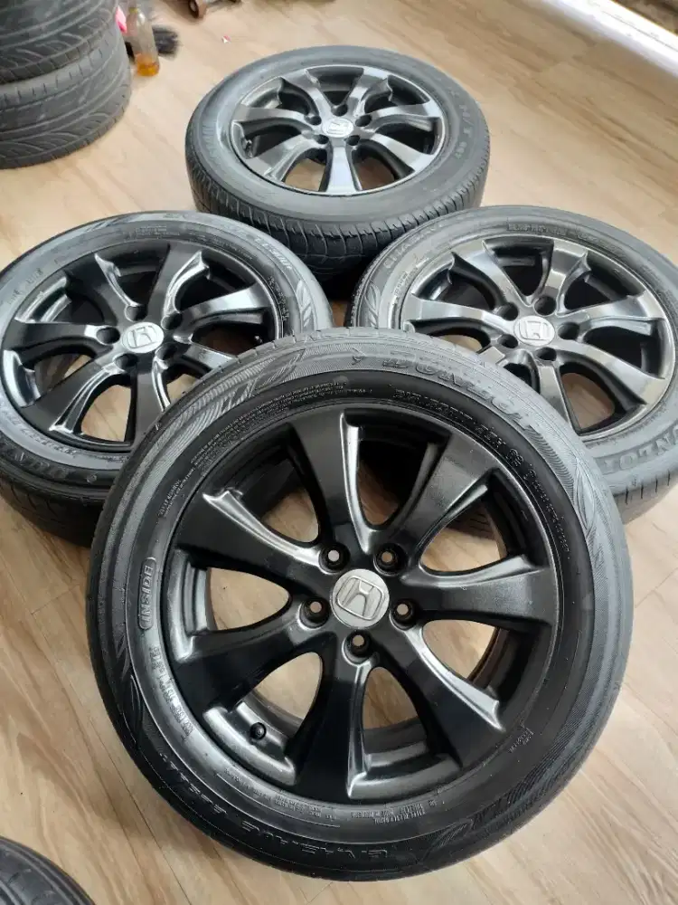 Velg dan Ban Oem Honda CR-V Facelift r17 PCD 5x114