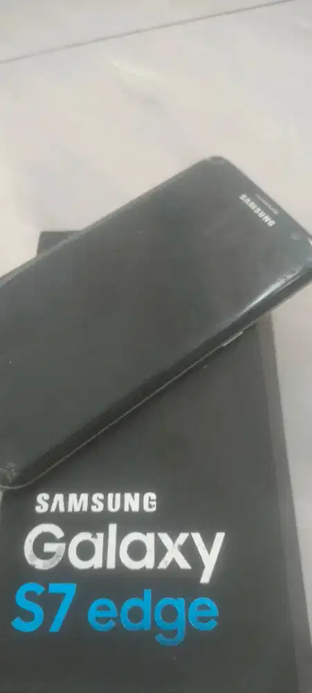 Samsung s7 edge 4/64 minus