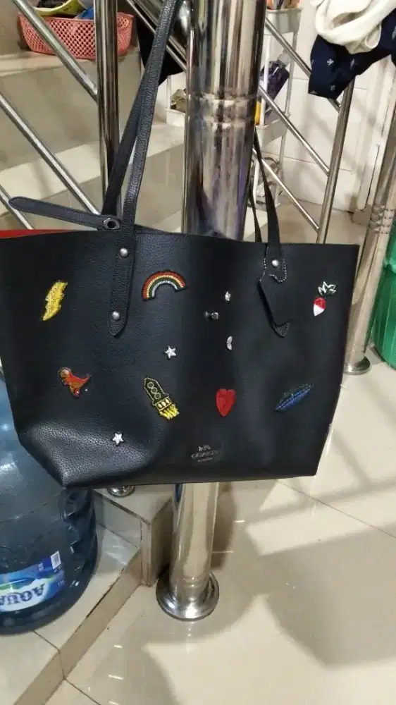 Tas *totebag* coach hitam, cantik..