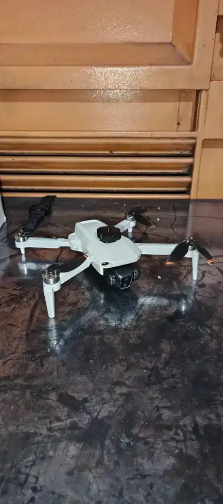 Drone L106 max.