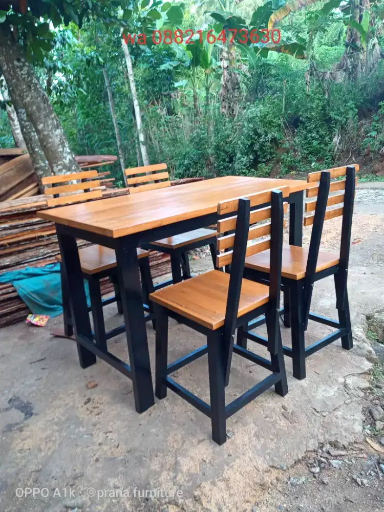 Meja kursi cafe dan makan