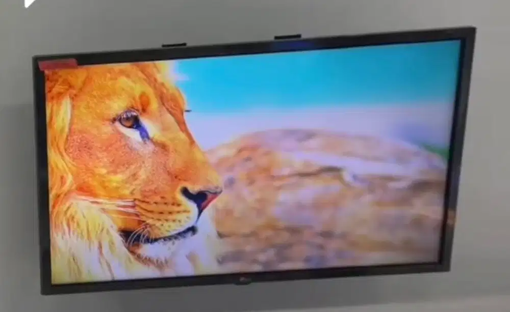 TV LG --  32 inch