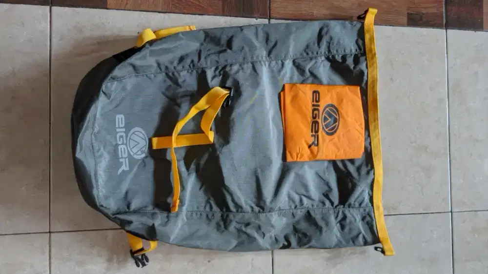 Tas touring sepeda