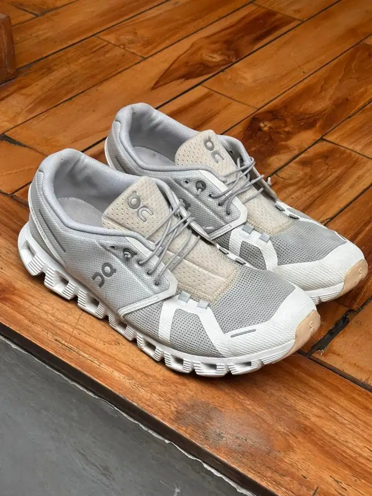 Jual Preloved Sepatu On Cloud 5 Push