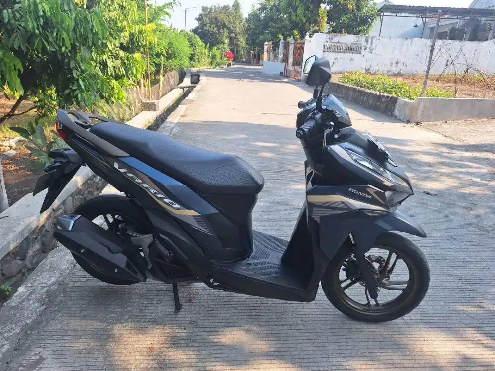 Vario 125 iss 2024/23 istimewa bisa cash/kredit syariah TERMURAH