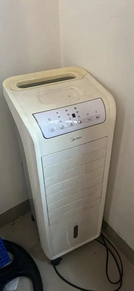 Air cooler rusak blm pernah servis