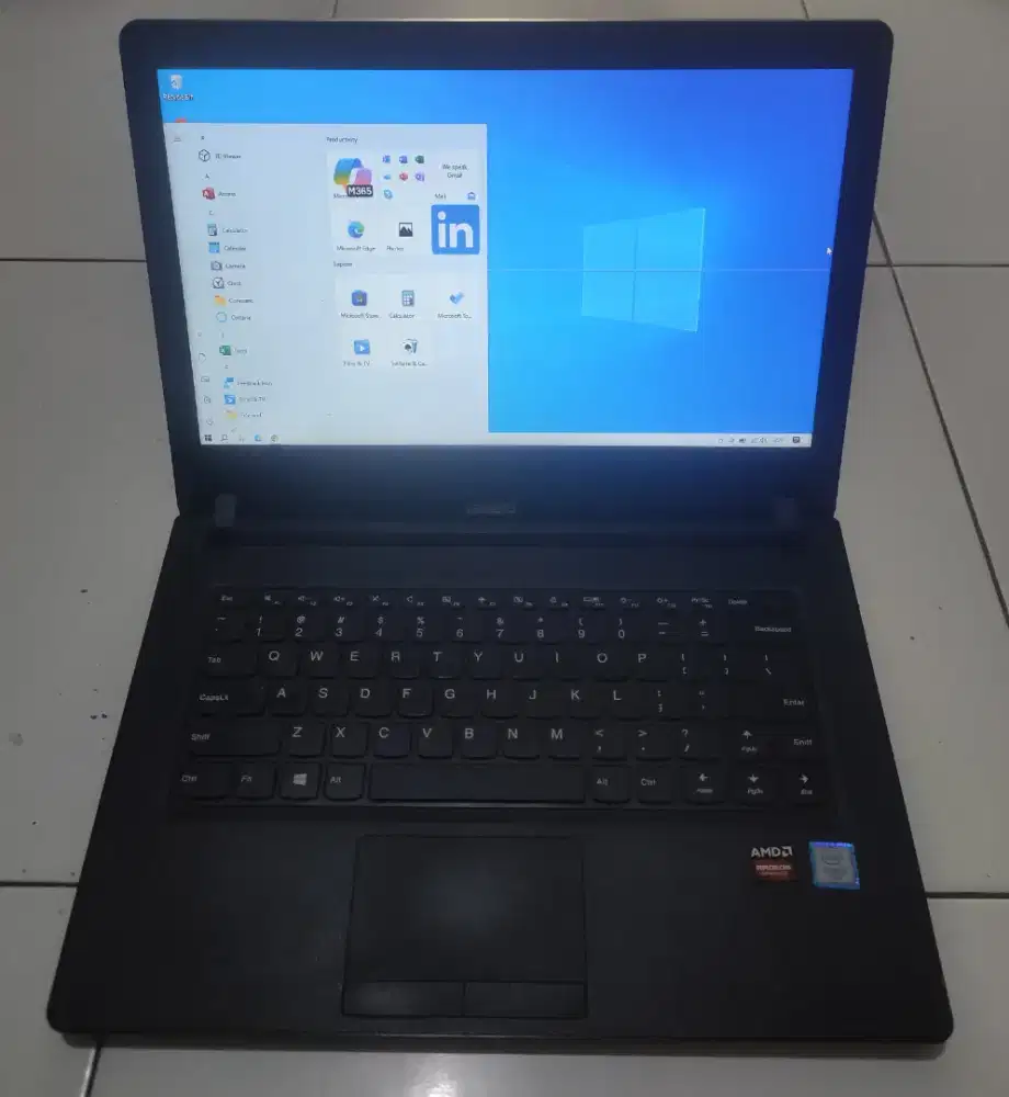 Lenovo dual vga normal ram 4 hardisk 1 tera