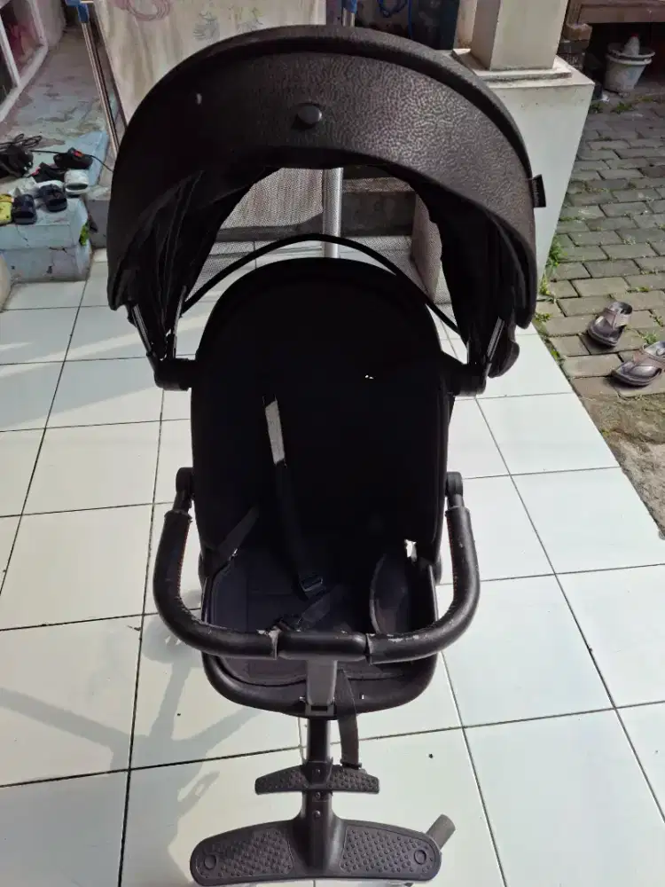 Layak Pakai Chris & Olins Stroller