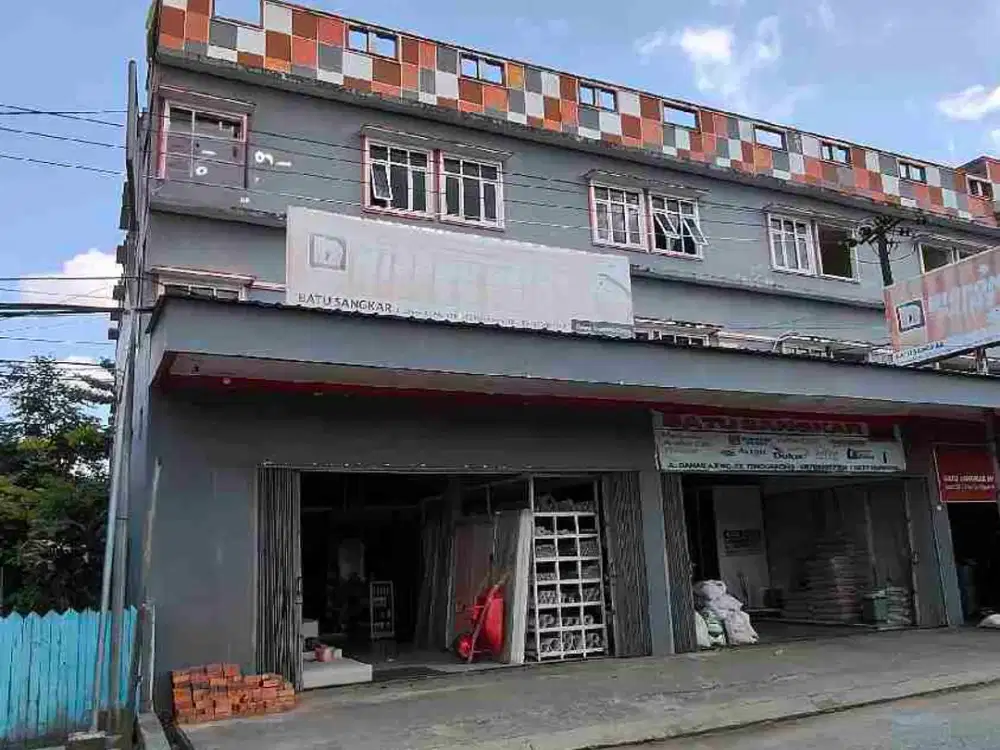Dijual ruko & kost 40 kamar di Tenggarong