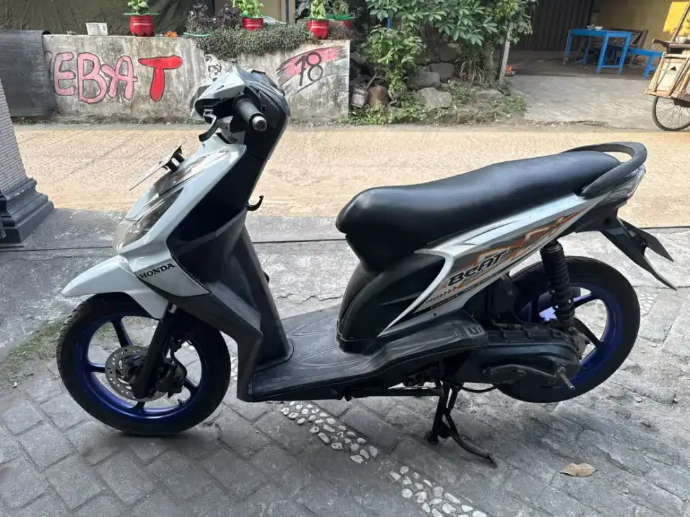 Beat THN 2011 plat BM Riau