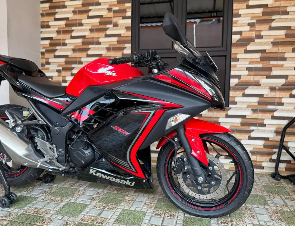 Ninja 250 fi se tahun 2015 low km