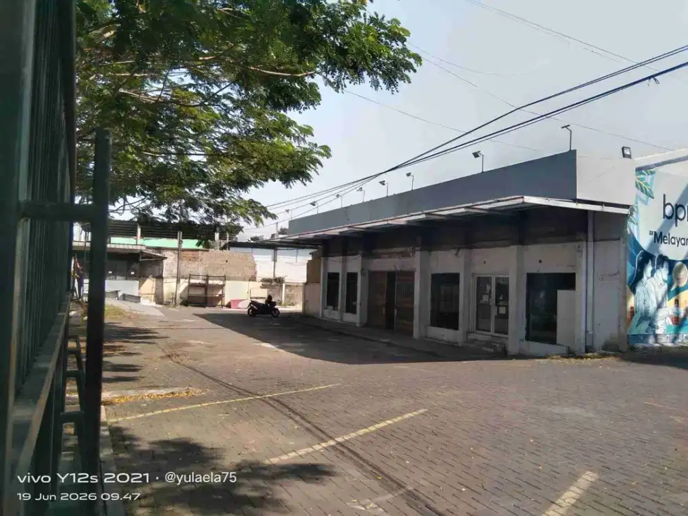 Disewakan: Gudang Raya Merdeka Cimone - Akses Kontainer 40ft & Parkir Luas