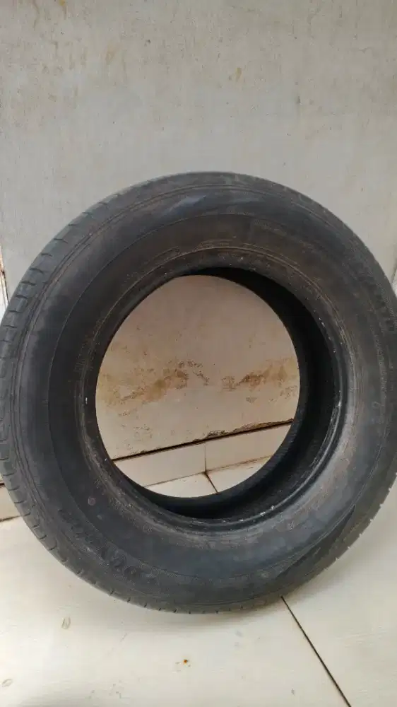 Ban Dunlop 205/70/15