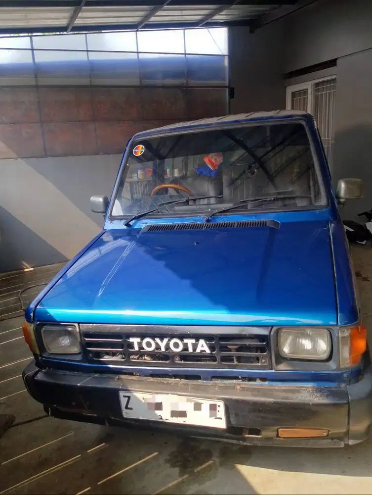 Kijang Super Astra 1988