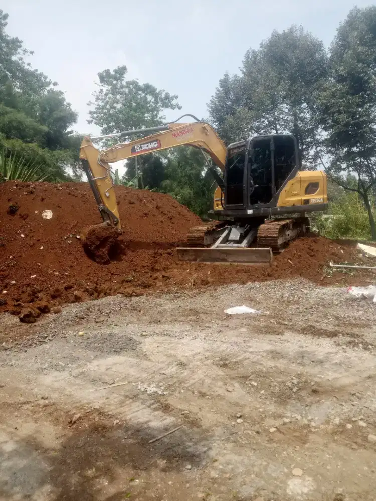 Dozer d31 excavator pc 75 tandem roller 4-6 ton