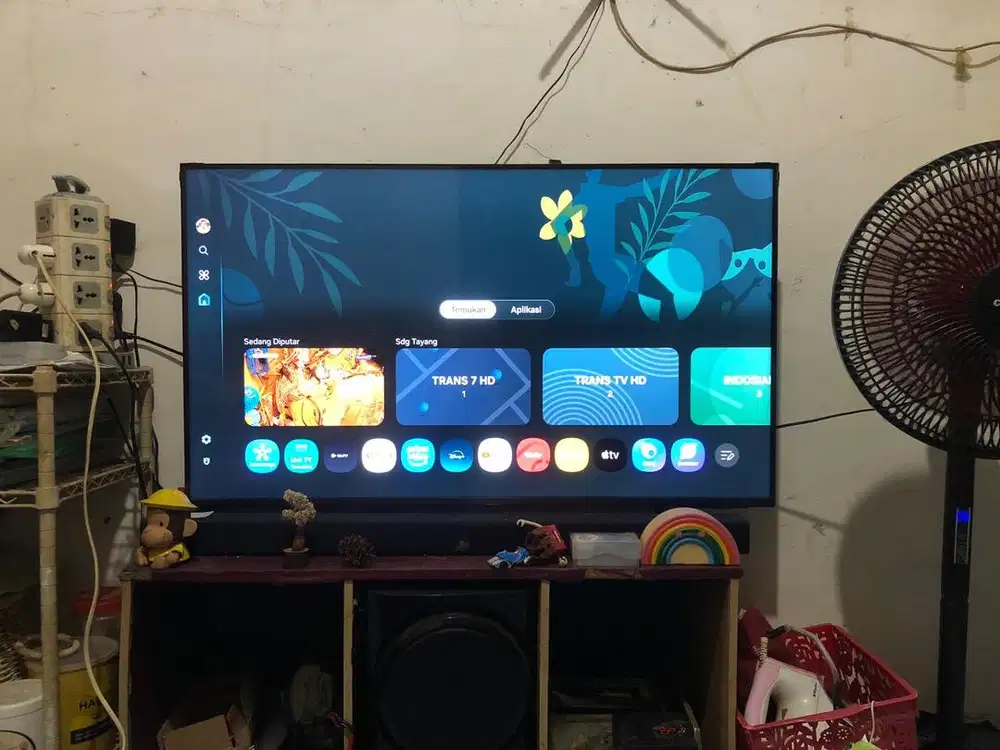 samsung Crystal UHD 8500f 43inch