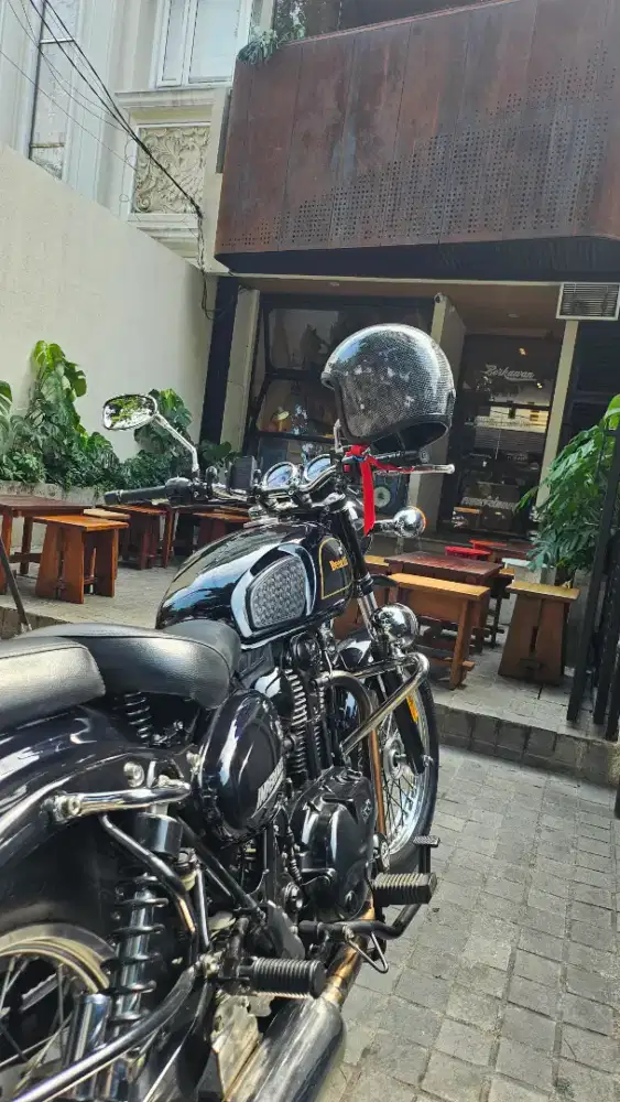 BENELLI IMPERIALE 400