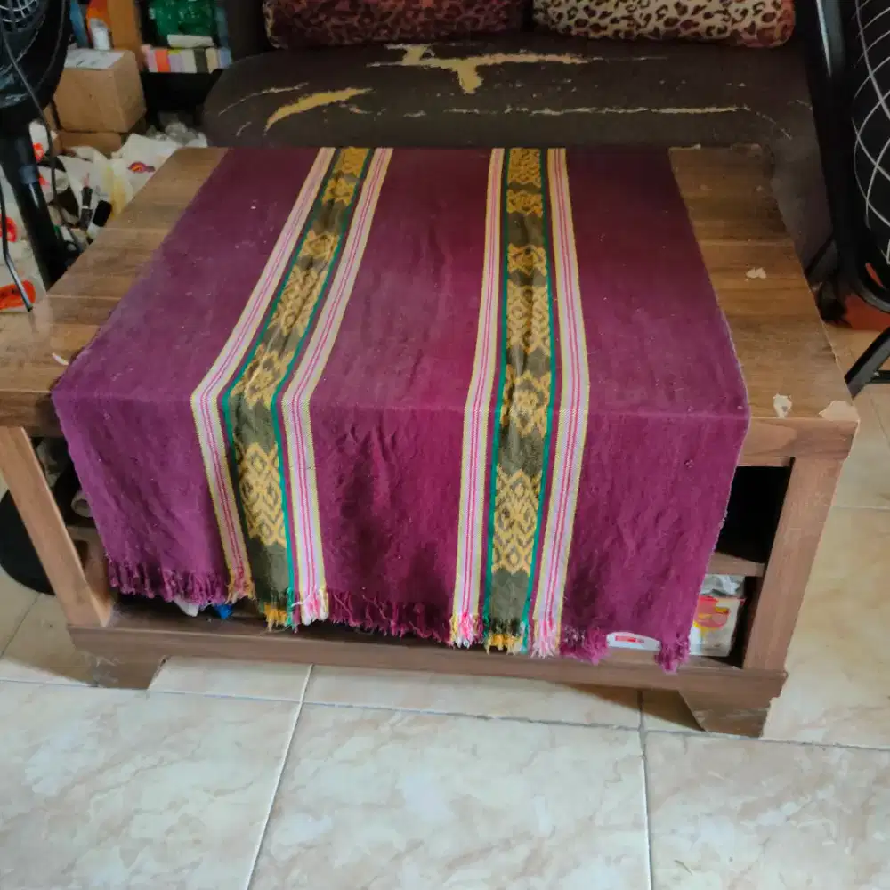 Meja Kayu Estetik