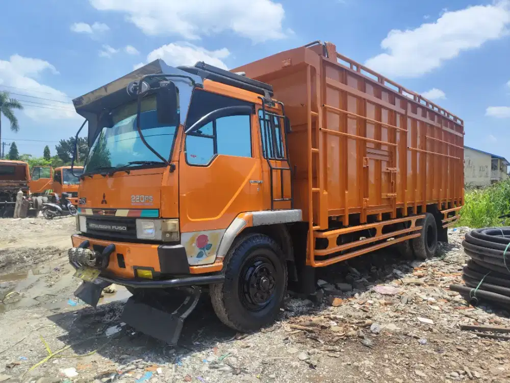Mitsubishi Fuso 4x2 SuperLong