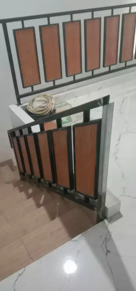 Jasa pembuatan pager besi hollow dan buat kanopi dan jasa service