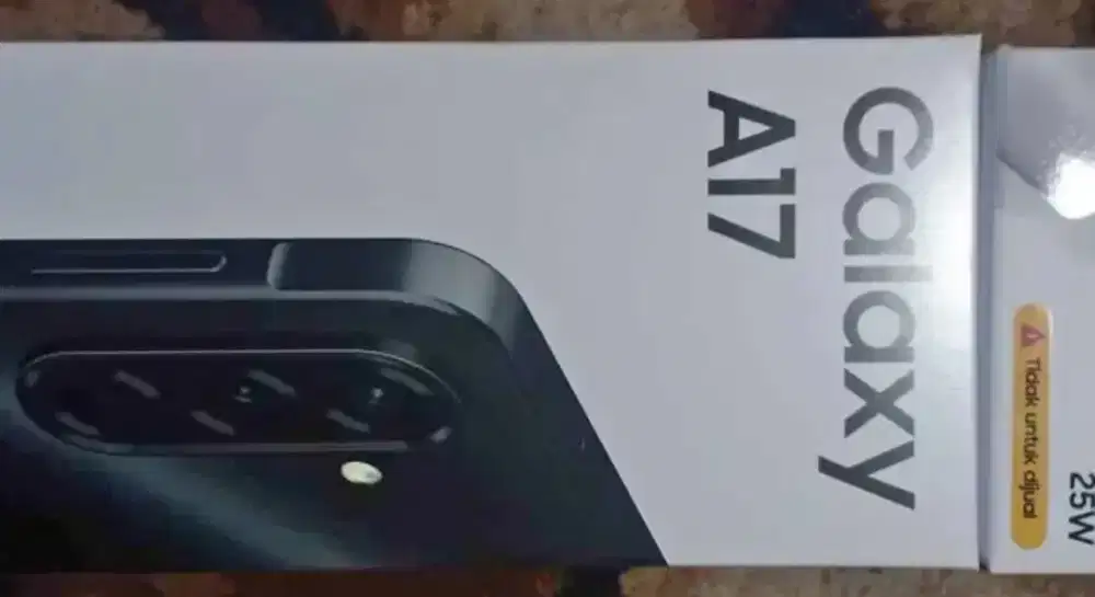 Samsung A17 8/128