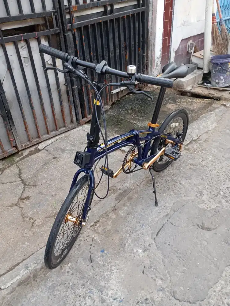 Sepeda lipat united nigma v/5 20 inc 10 speed rem hidrolik full ori