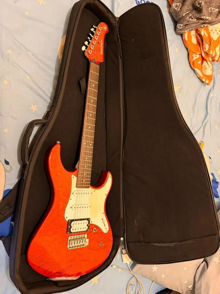 Jual Gitar Yamaha Pacifica 212 VQM
